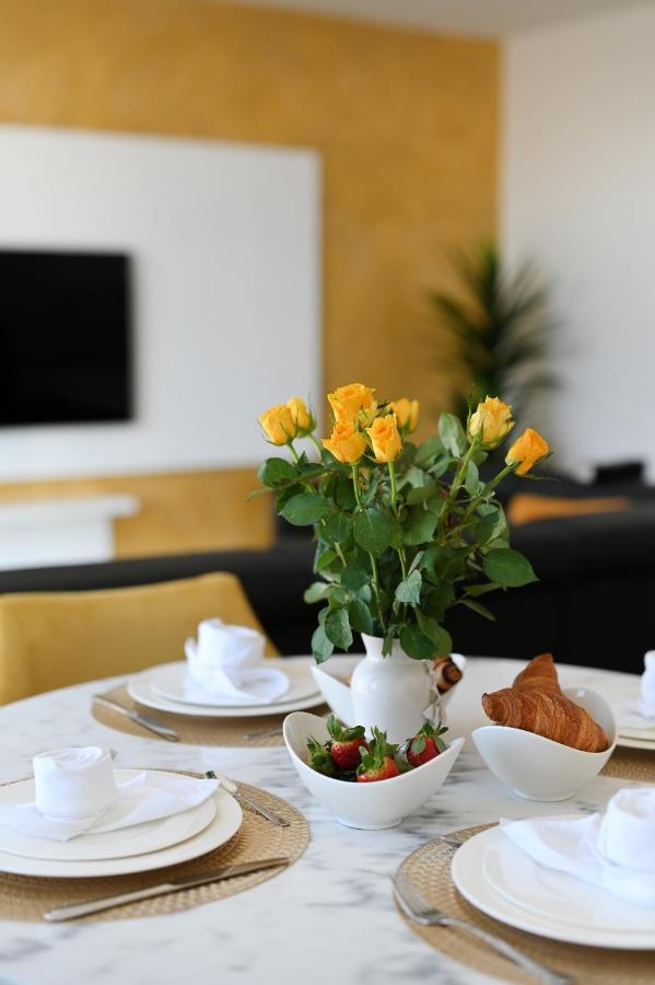 Appartamento Zadar Sunset Penthouse With Spectacular View And Jacuzzi Esterno foto